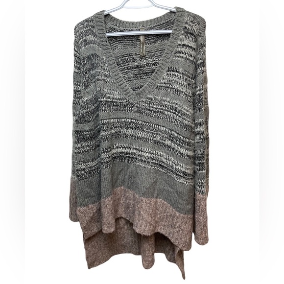 Dazzle Everyday Sweater - Picture 2 of 5